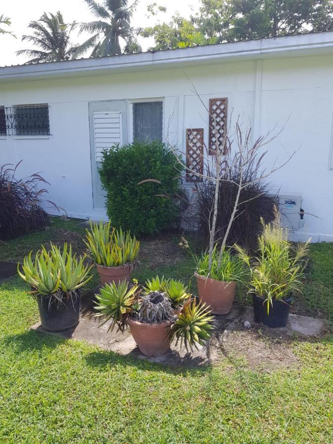 West Coast 1 Bedroom Apartment 66 - Close To Beach 圣詹姆斯 外观 照片