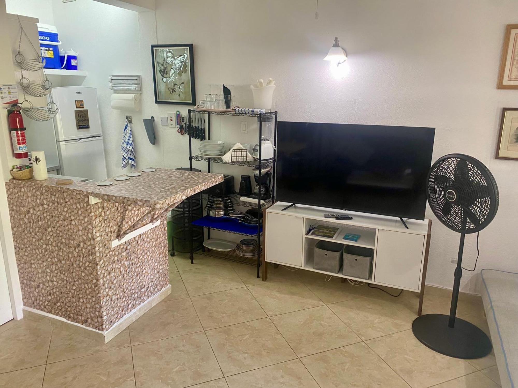 West Coast 1 Bedroom Apartment 66 - Close To Beach 圣詹姆斯 外观 照片