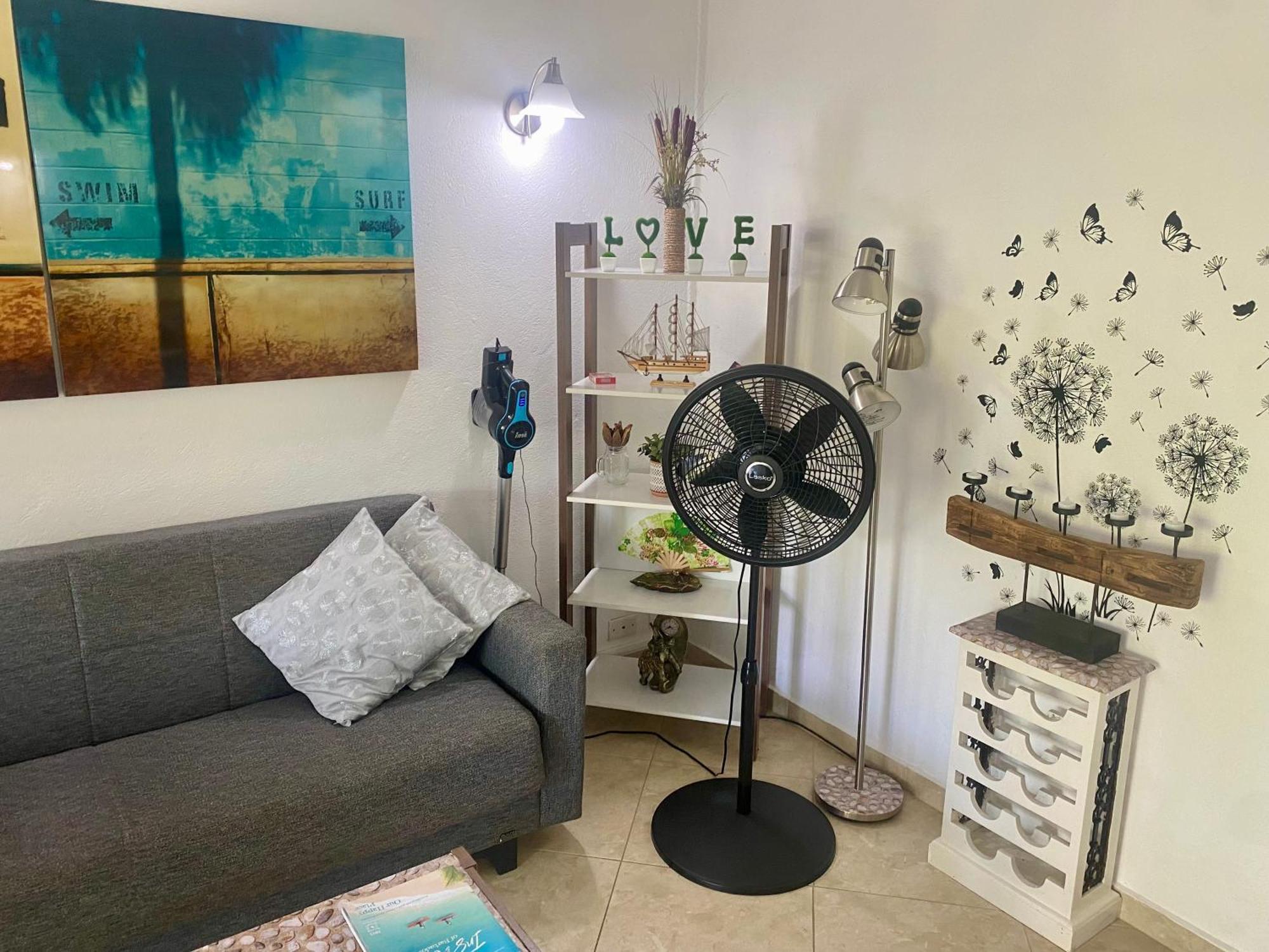 West Coast 1 Bedroom Apartment 66 - Close To Beach 圣詹姆斯 外观 照片